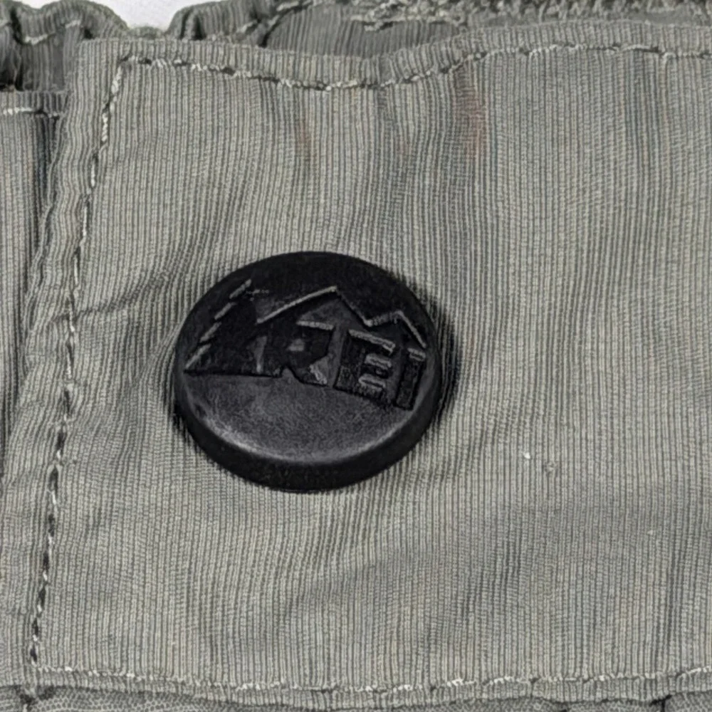 REI Cargo Shorts Gray Nylon Men's Regular Fit Flat Front 9